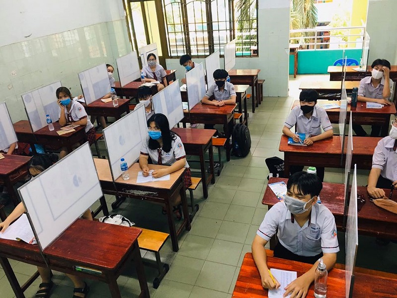 nhap-hoc-sau-covid-19-truong-hong-duc
