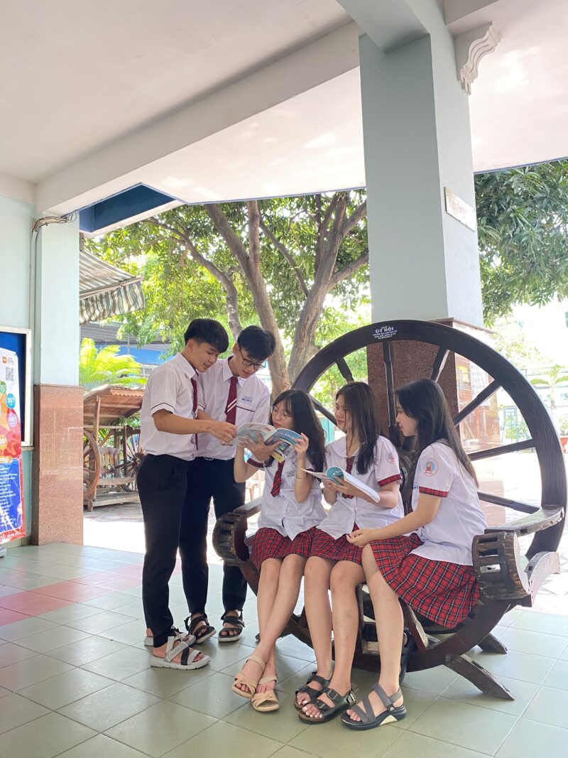 truong-tu-thuc-cap-3 (1)